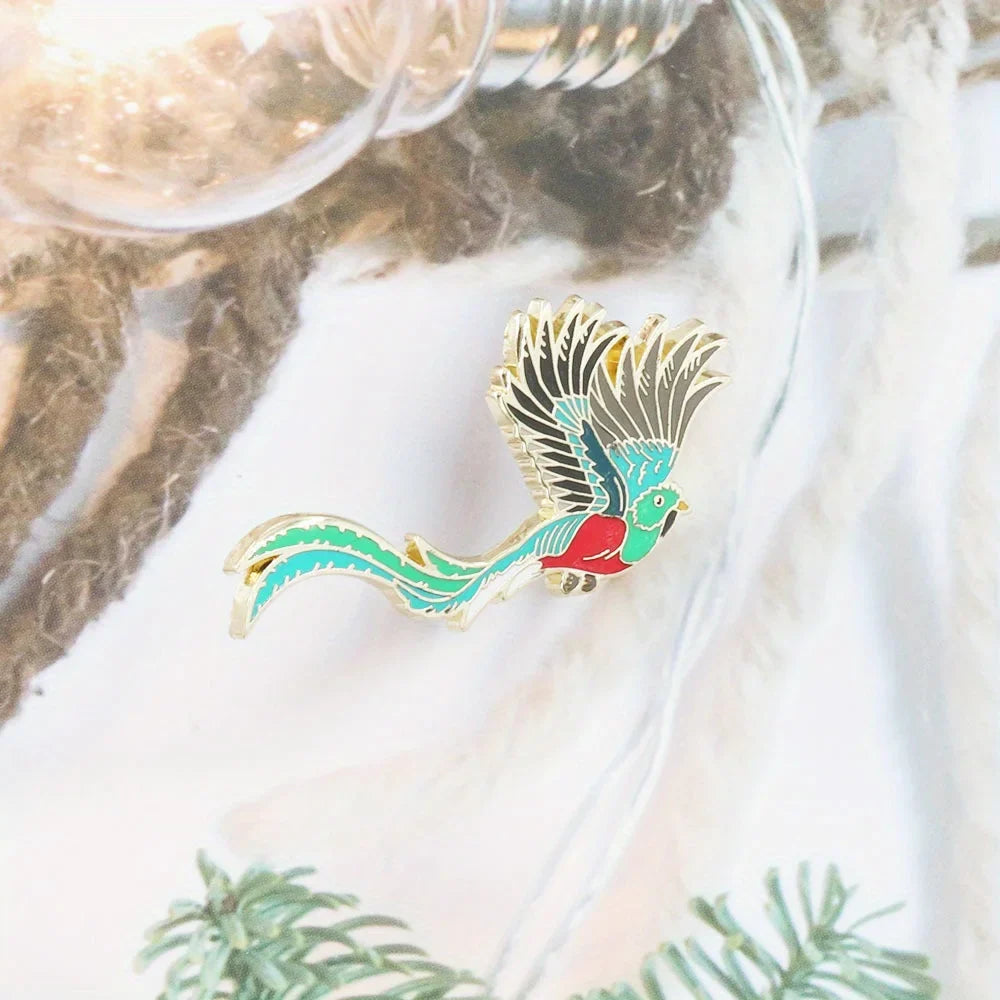 Guatemalan Quetzal Bird Enamel Brooch - Elegant Pin for Clothing & Bags, Gift for Bird Lovers & Collectors